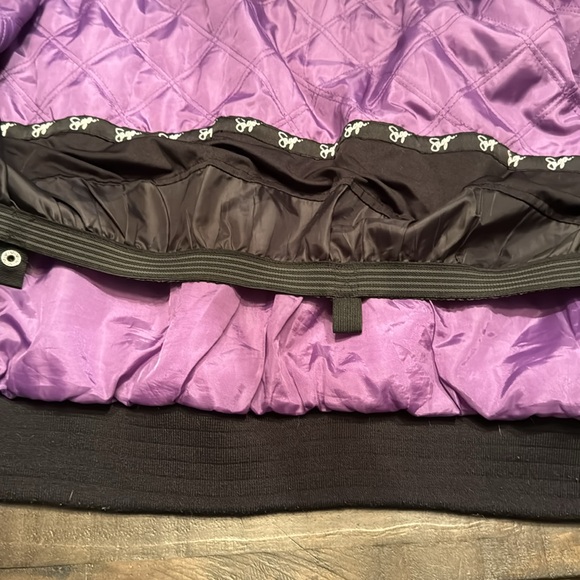 Saga Outwear hooded ski jacket. Size XL. - Picture 13 of 17